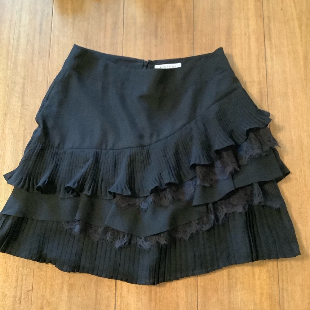 [WHBM] lace and ruffles skirt 💃🏻